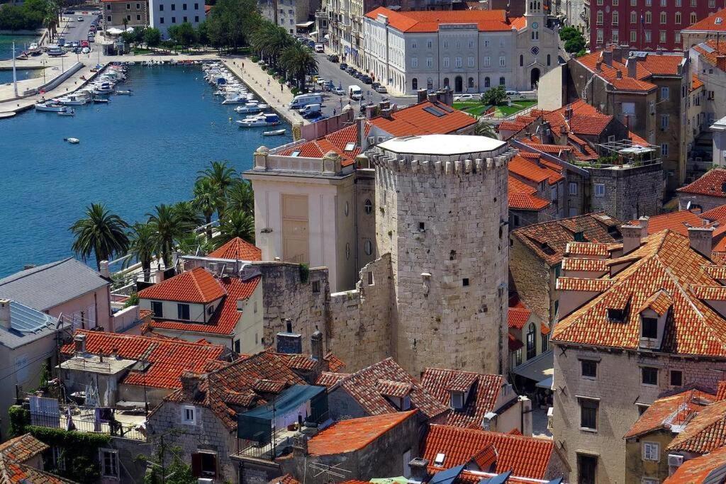 Emaus Garden - City Center & 2 Bth Split Buitenkant foto