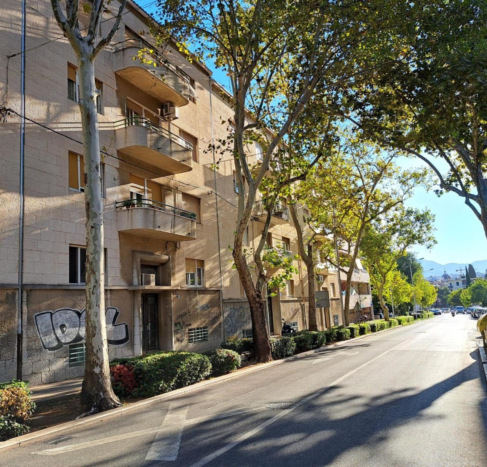 Emaus Garden - City Center & 2 Bth Split Buitenkant foto